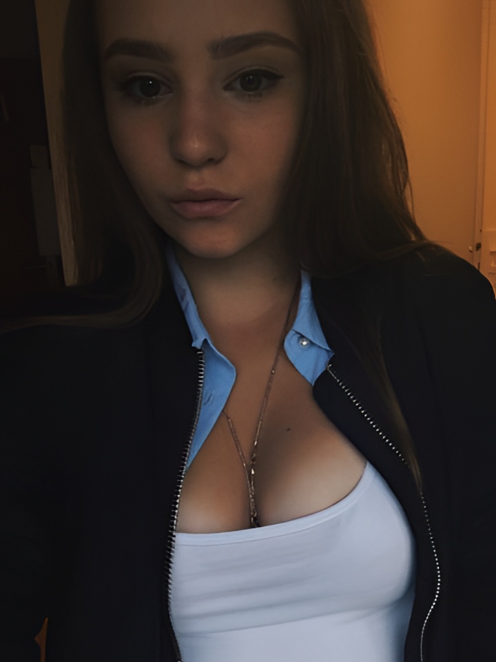 Евлалия привлекальеная девушка из Ефремова цена от 2500 руб