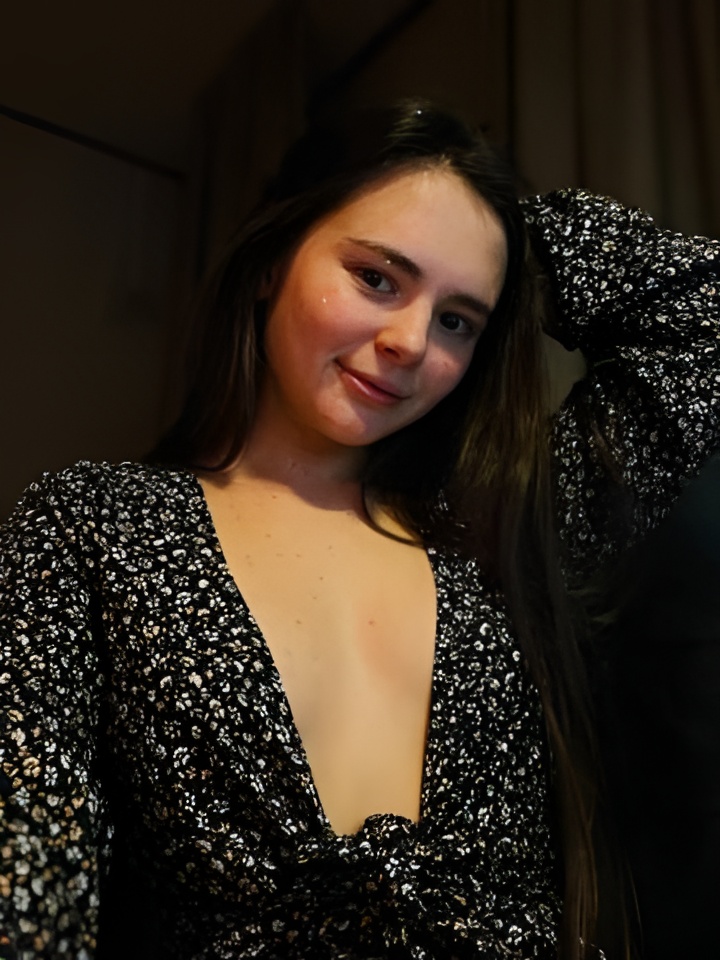 Индивидуалка Майя, доступна для личного знакомства от 1500 руб