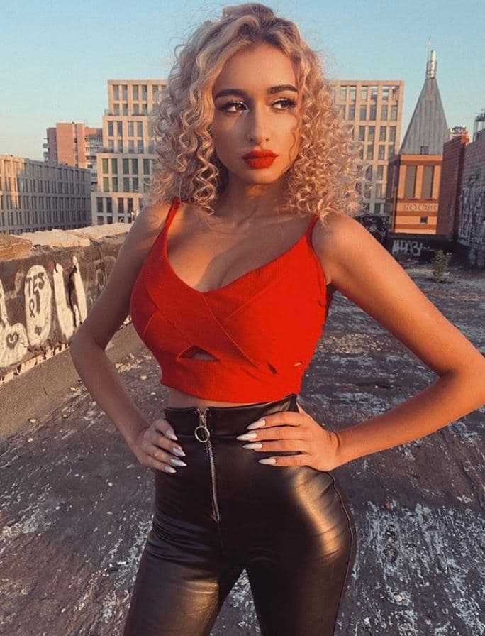 Индивидуалка 🎥 Кори, доступна для личного знакомства от 5000 руб