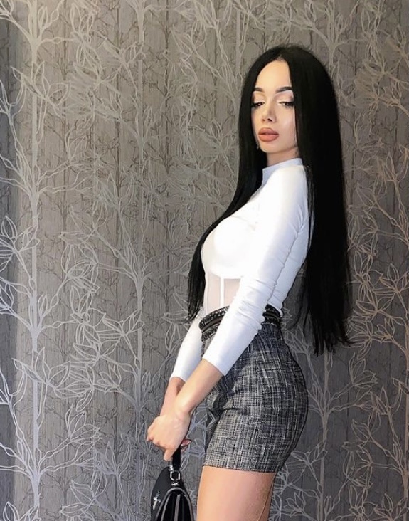 🎥 ЭННИ привлекальеная девушка из Ефремова цена от 5000 руб