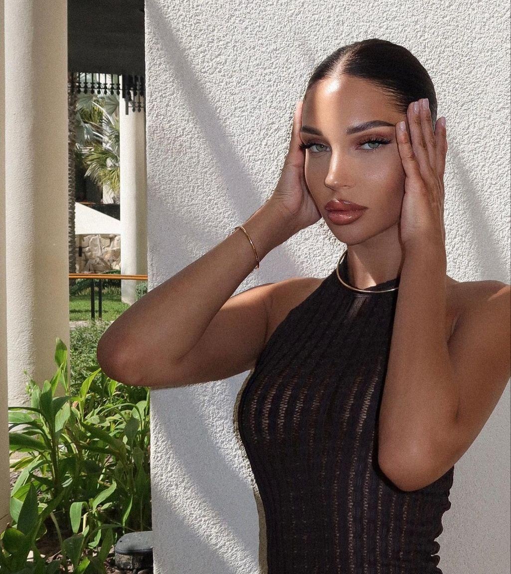 Марианна привлекальеная девушка из Ефремова цена от 4000 руб