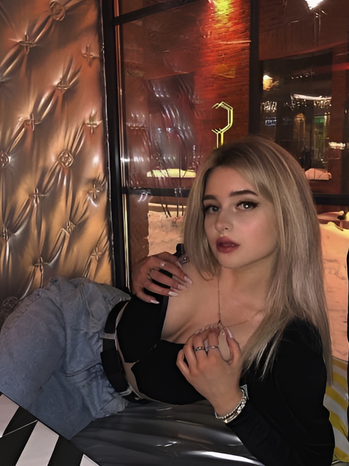 Индивидуалка Веста, доступна для личного знакомства от 2000 руб