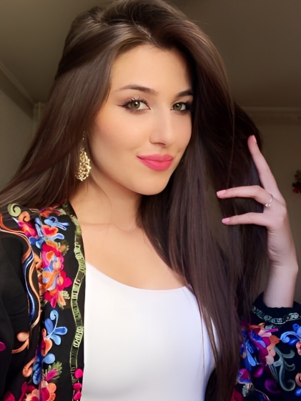 Алиана привлекательная девушка из Ефремова цена от 2500 руб